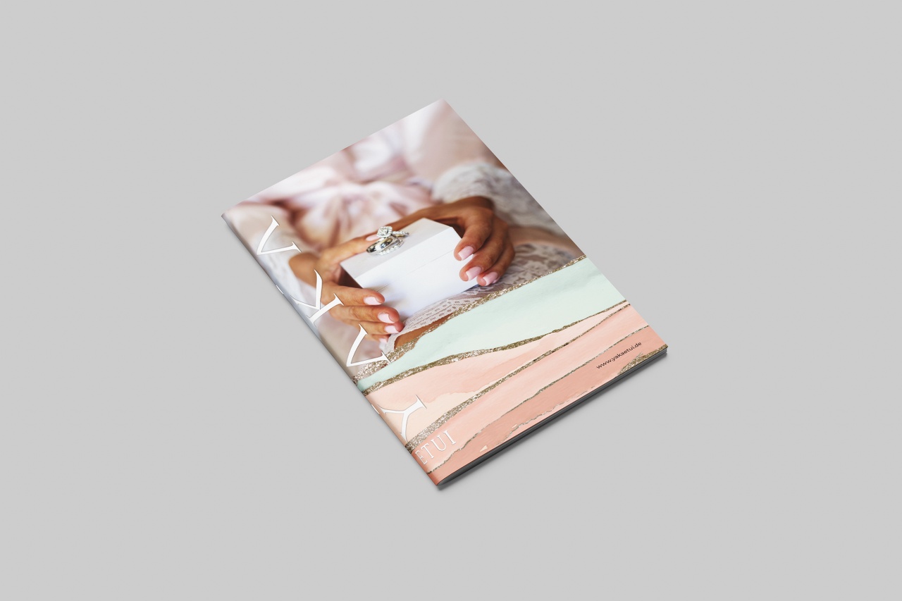 Yaka Etui Katalog Tasarımı